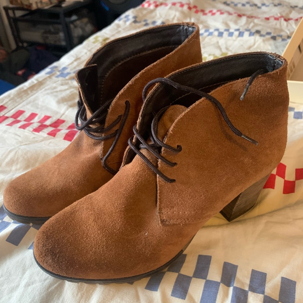 Brown Suede Designer Ankle Boots Brand New in Box SZ 6